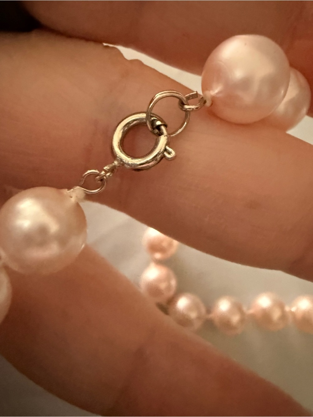 Vintage Long Faux Pearl Necklace Knotted Cream Opera Rope Length - Picture 3 of 4